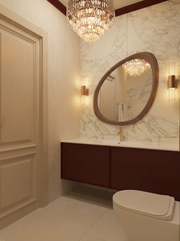 Ванная с хрустальной люстрой